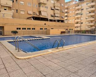 Piscina de Pis en venda en Elche / Elx amb Jardí privat, Terrassa i Balcó
