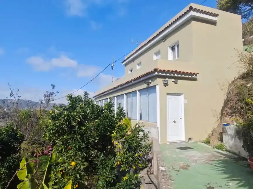 Vista exterior de Finca rústica en venda en Santa Brígida amb Balcó