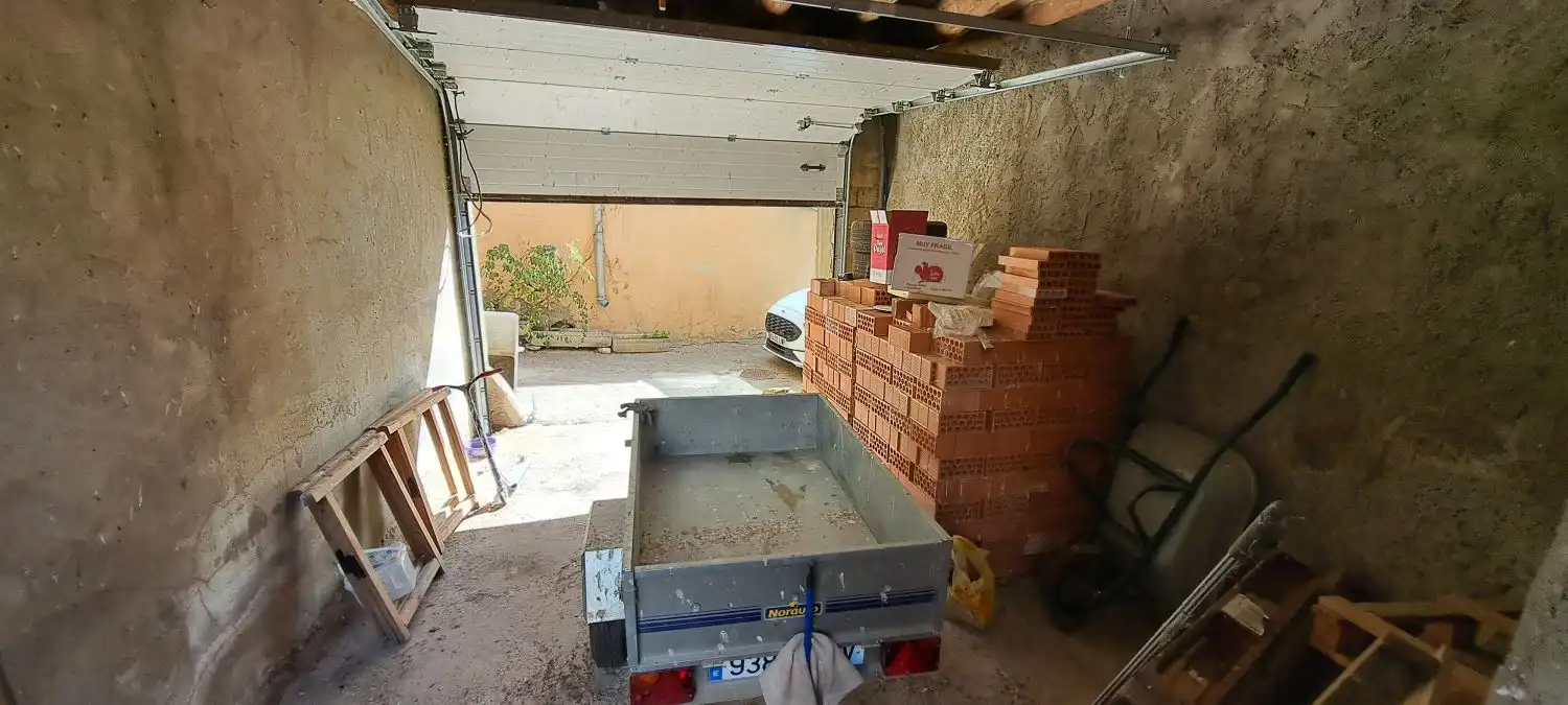 Parking of Houses for sale in Almuniente  with Terrace and Storage room