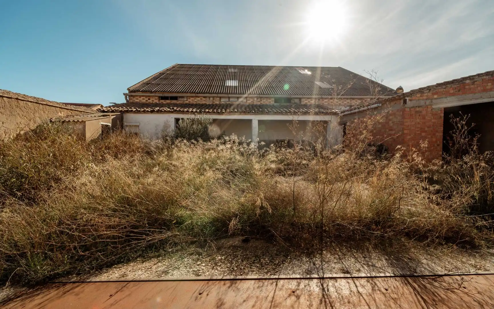 Exterior view of Buildings for sale in Bot