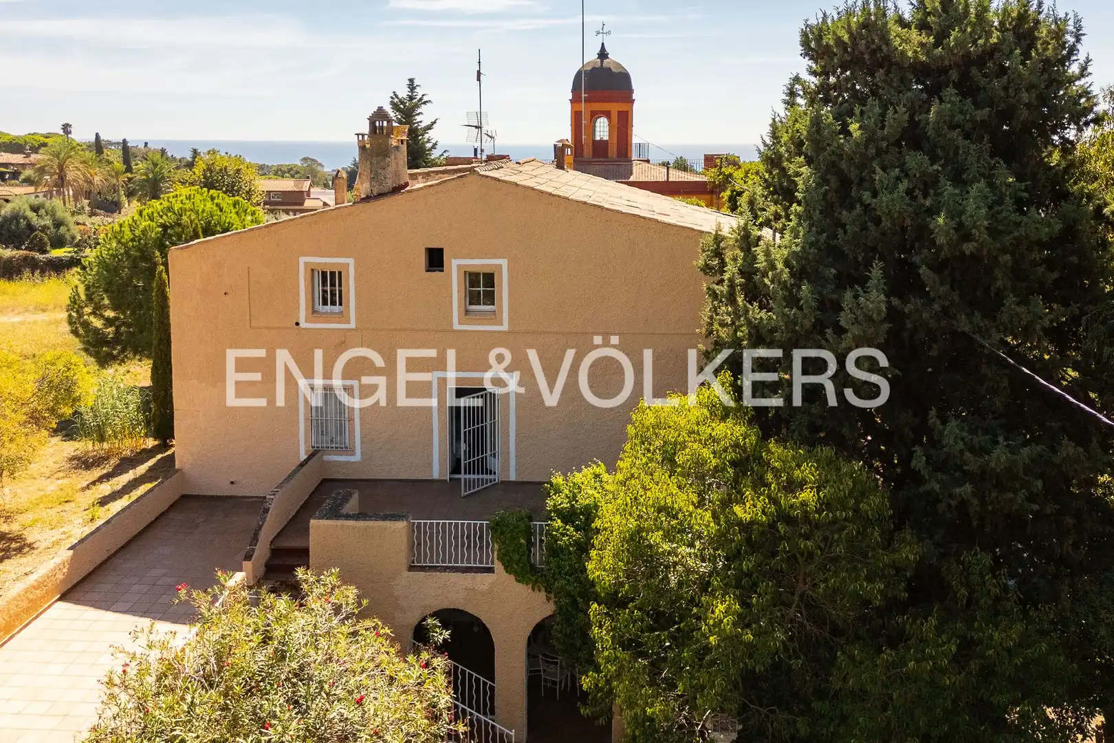 Vista exterior de Casa o xalet en venda en Sant Andreu de Llavaneres amb Calefacció, Jardí privat i Terrassa