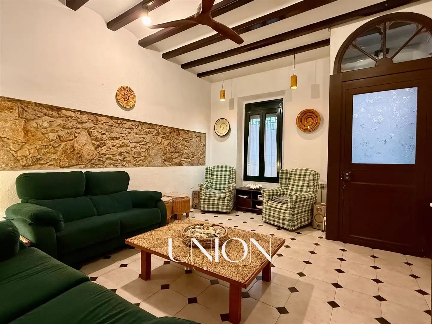 Living room of Country homes for sale in Sant Feliu de Guíxols  with Air Conditioner, Heating and Private garden