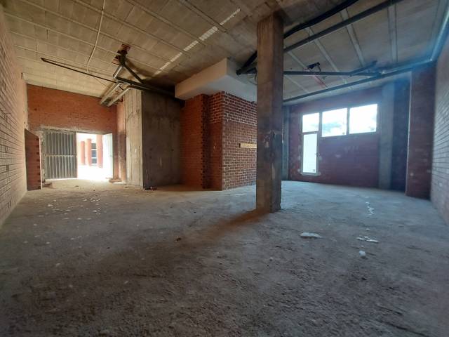 Local comercial en Alquiler en Logroño - Paseo del Prior en Universidad