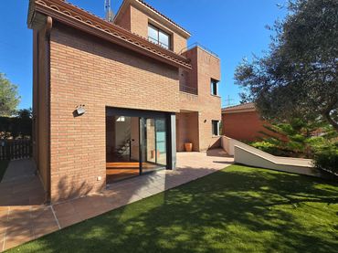 Casa con giardino in vendita a Els Avets - Can Serrafossà - Ximelis