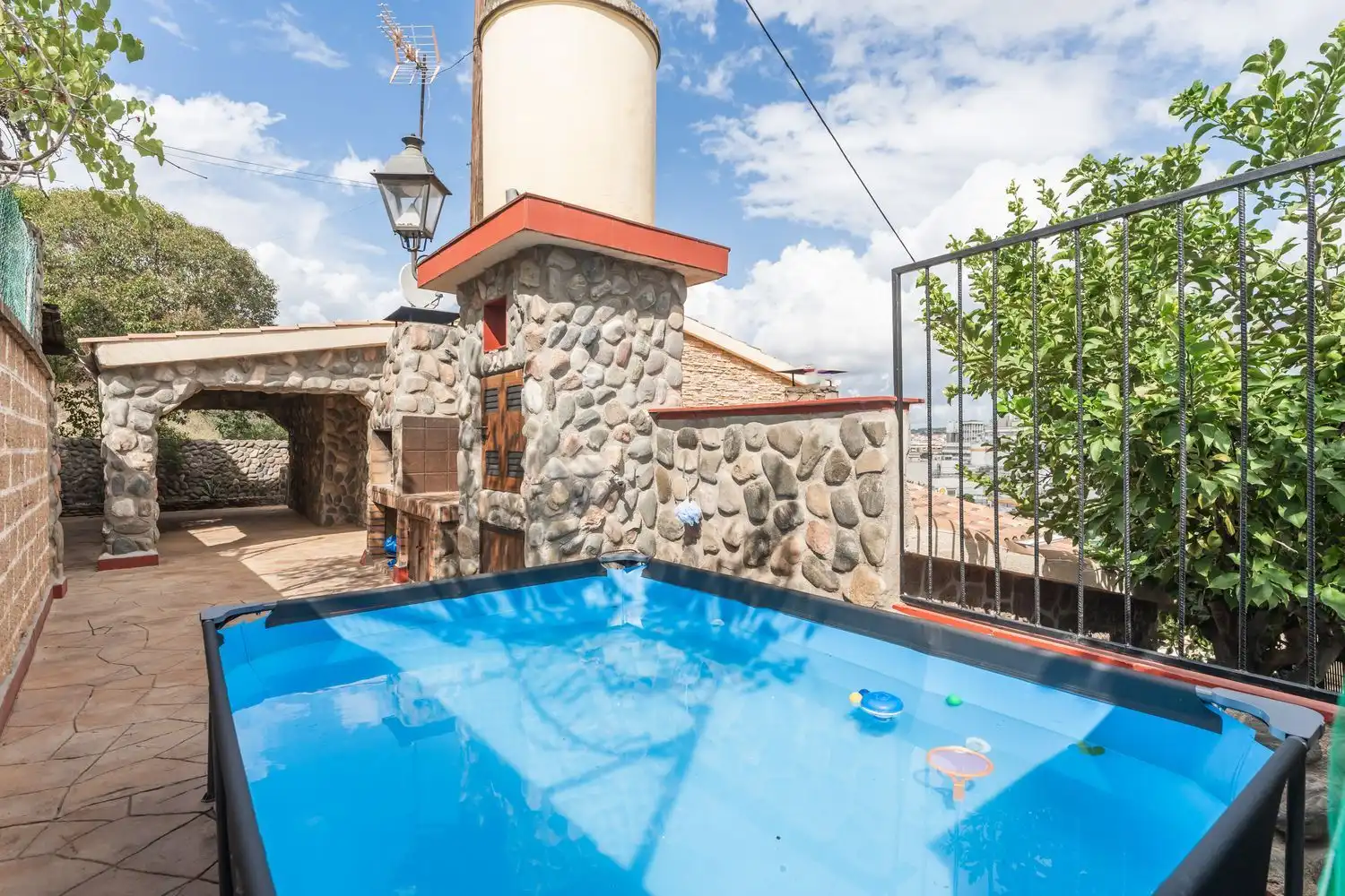 Piscina de Casa o chalet en venta en Granollers con Jardín privado, Terraza y Trastero