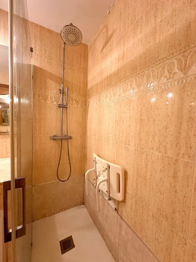 Baño de Planta baja en venta en Palamós con Aire acondicionado, Calefacción y Terraza