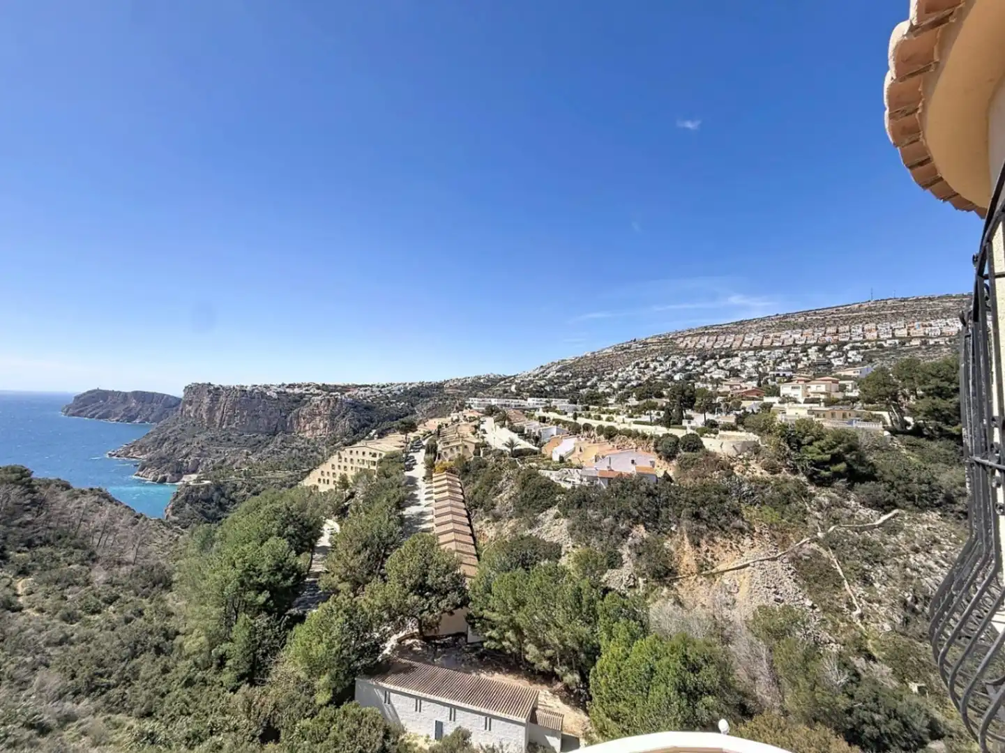 Xalet amb piscina en venda a Cumbre del Sol, imagen 2