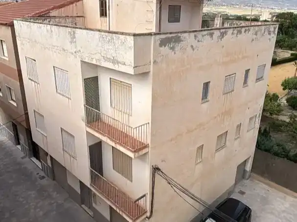 Vista exterior de Casa adosada en venda en Tíjola amb Balcó