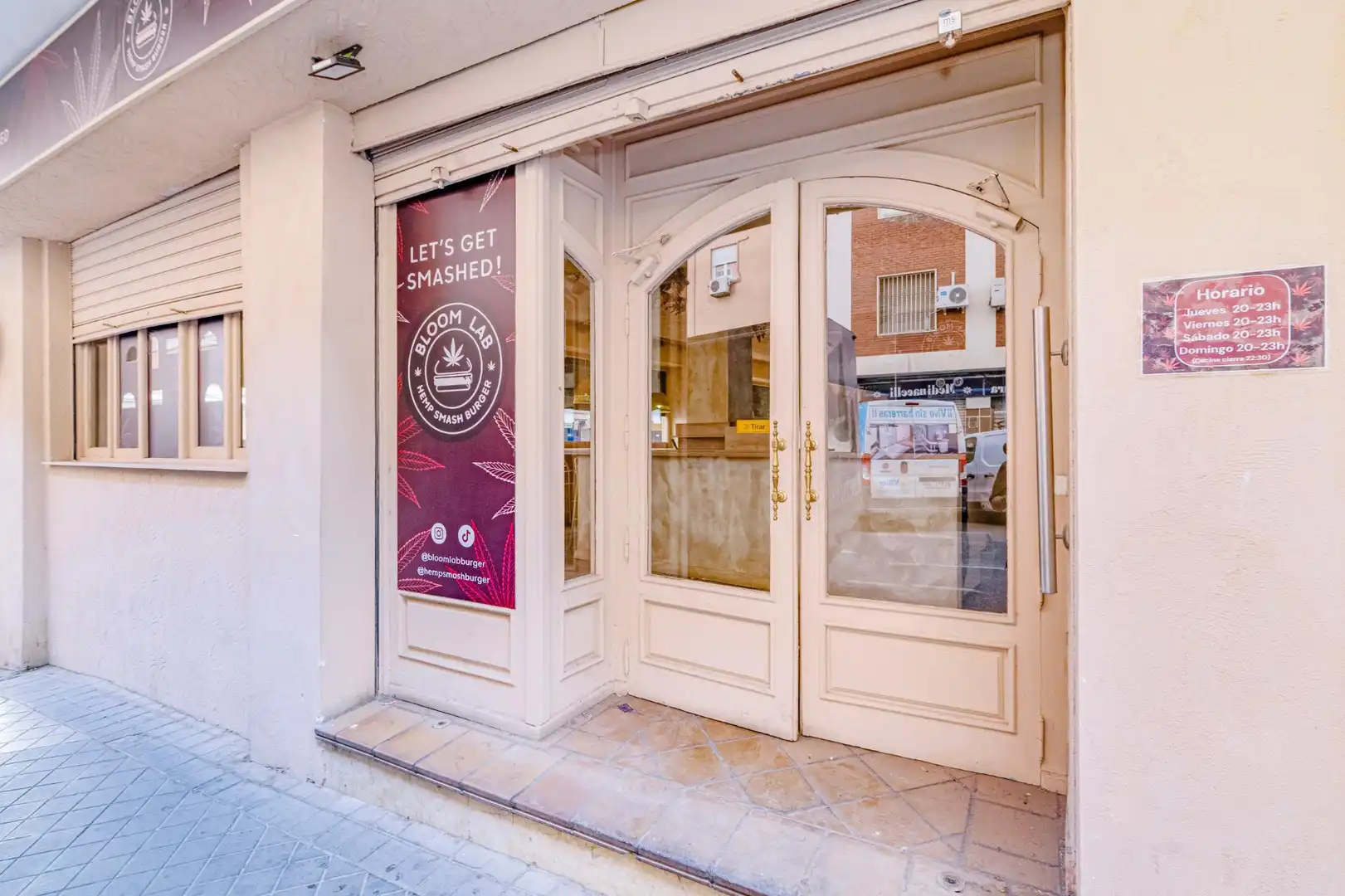 Business premises for sale in Calle del Cristo de Medinaceli 4, imagen 47