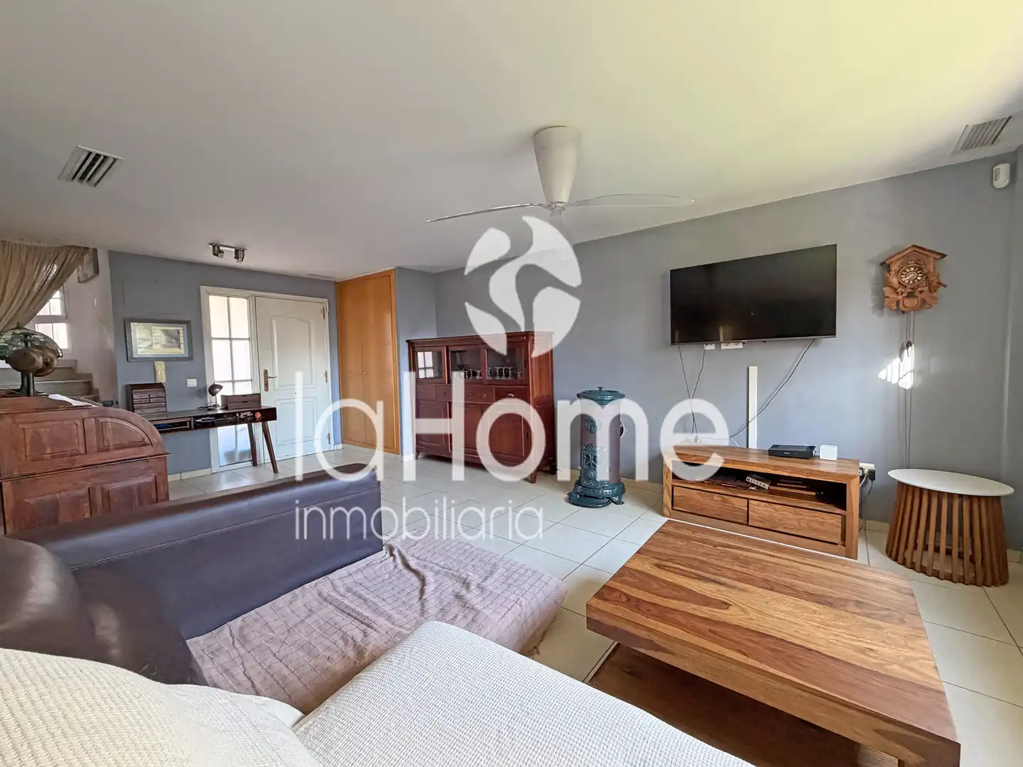 Wohnzimmer von Haus oder Chalet zum Verkauf in Paterna mit Klimaanlage, Heizung und Privatgarten