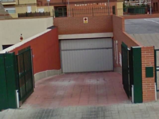 Garaje en Alquiler en Calle Maldonado, 3 en Sónsoles