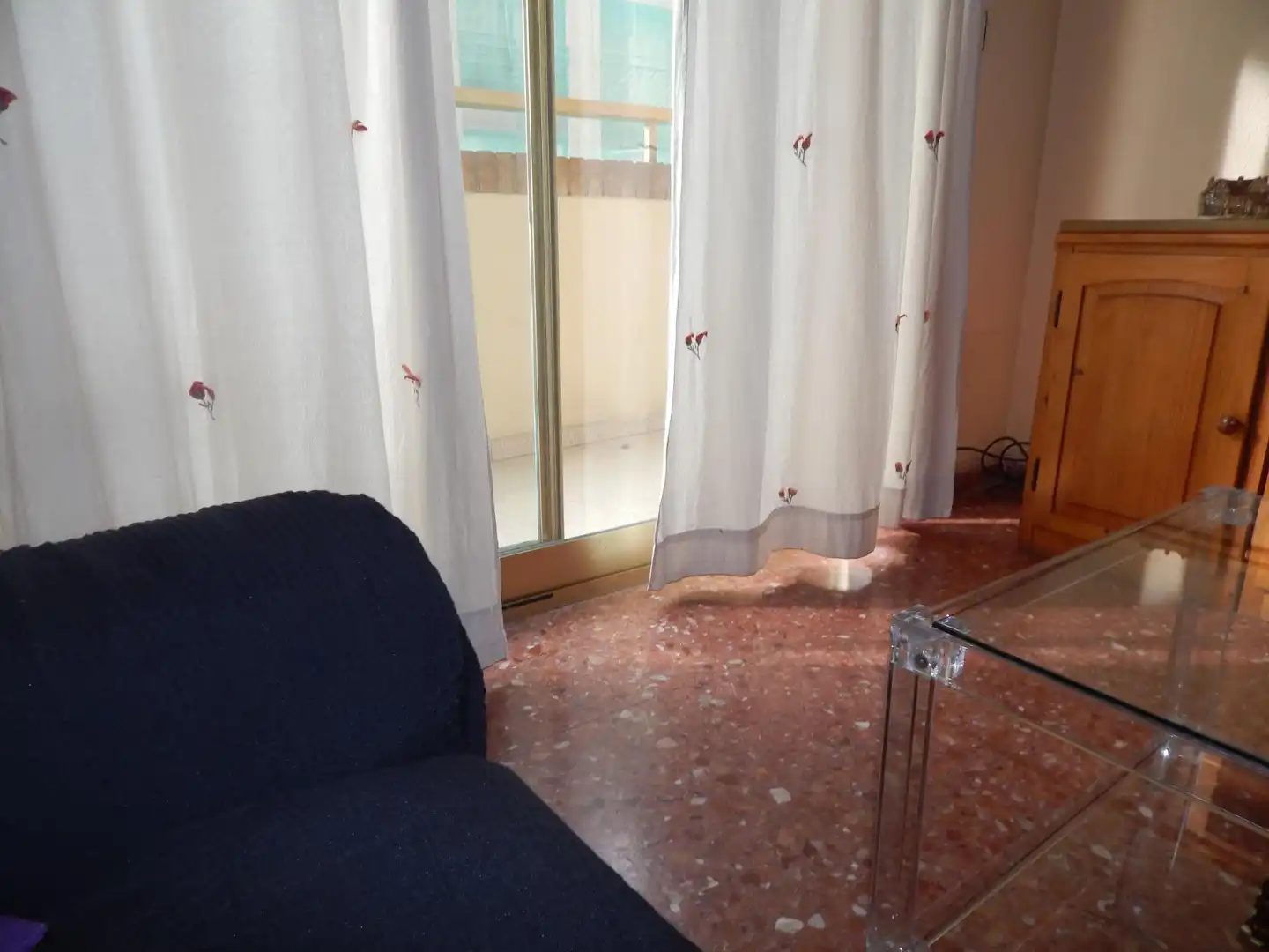 Living room of Flat for sale in Valencia  with Air Conditioner and Balcony
