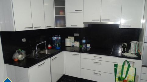 Apartamento con terraza en Torrevieja, provincia de Alicante. 4 habitaciones | 150 m² | 500 metros al mar, imatge 4