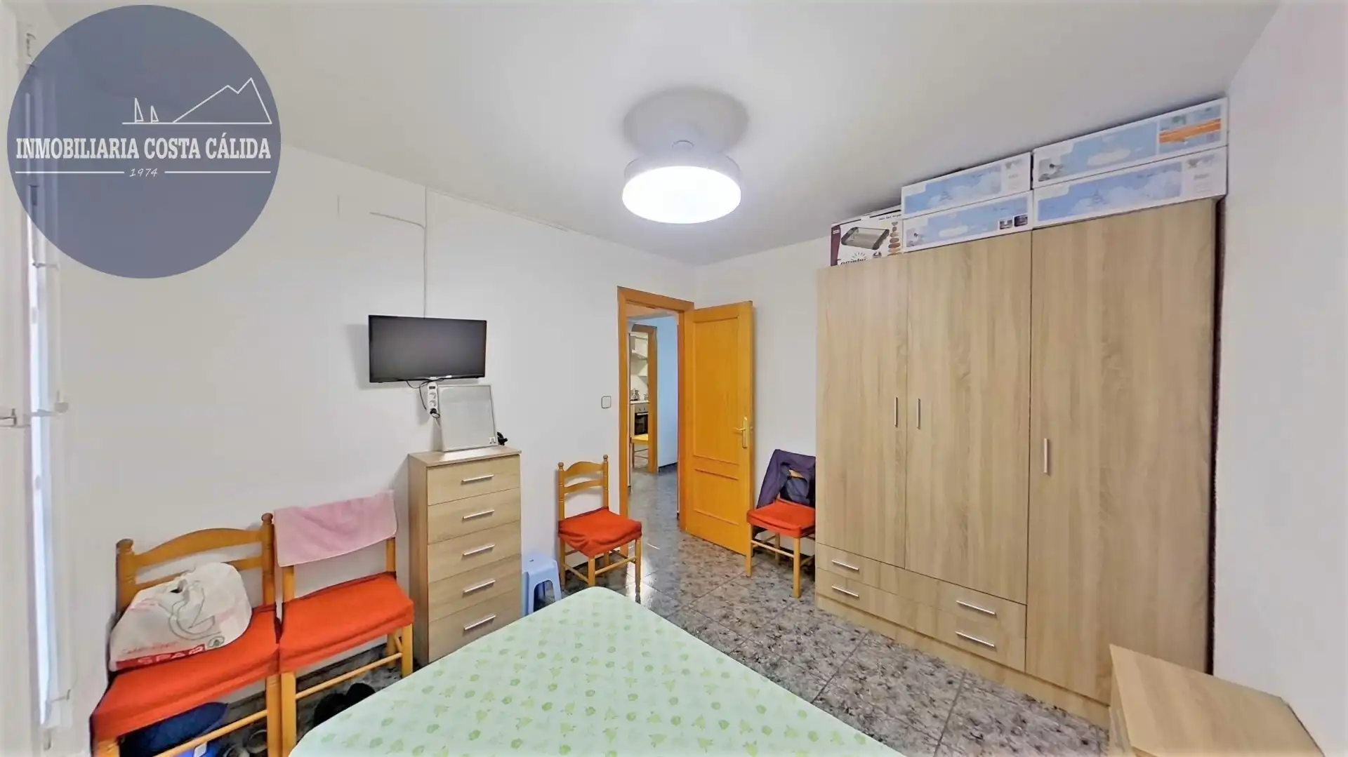 Schlafzimmer von Einfamilien-Reihenhaus zum Verkauf in Casco Antiguo