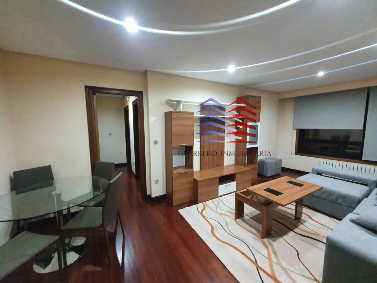 Sala de estar de Apartamento de alquiler en Ourense Capital  con Calefacción, Parquet y Amueblado