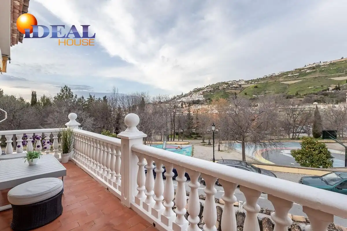 Casa en venta en Genil, imagen 2