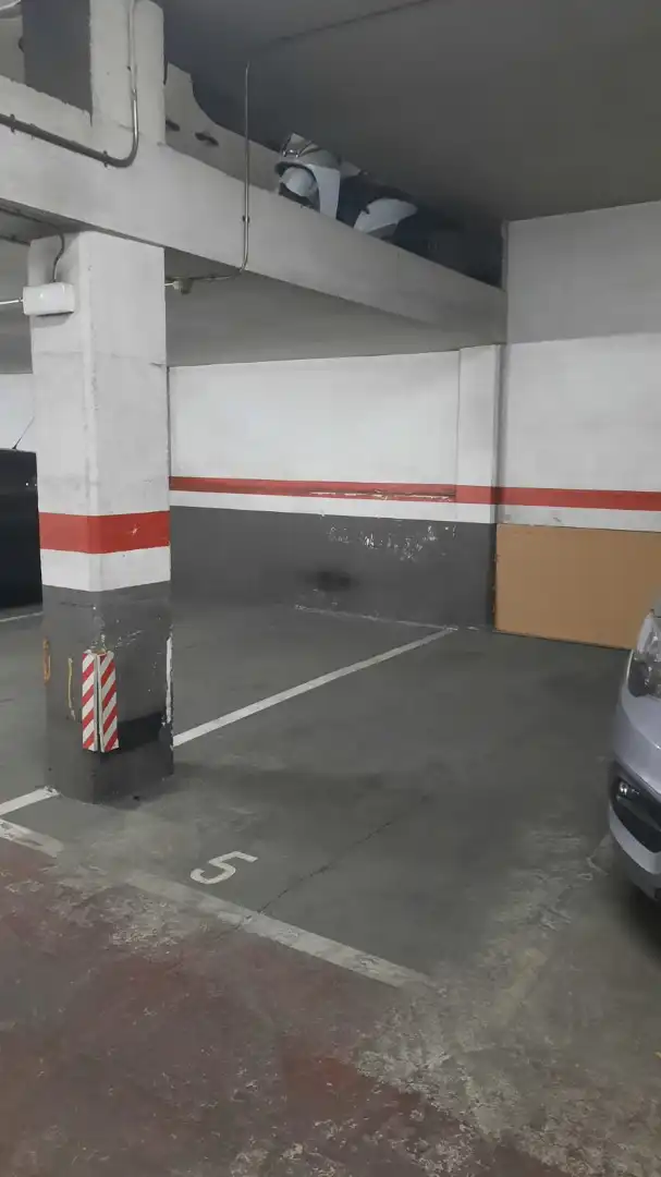 Einzelparkplatz zum Verkauf in Carrer Pintor Casas, imagen 4