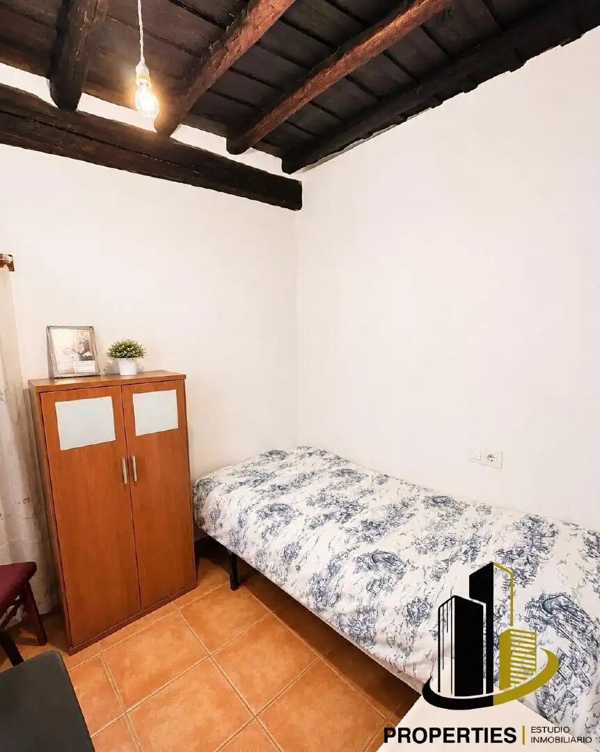 Dormitori de Casa o xalet en venda en Miranda del Castañar