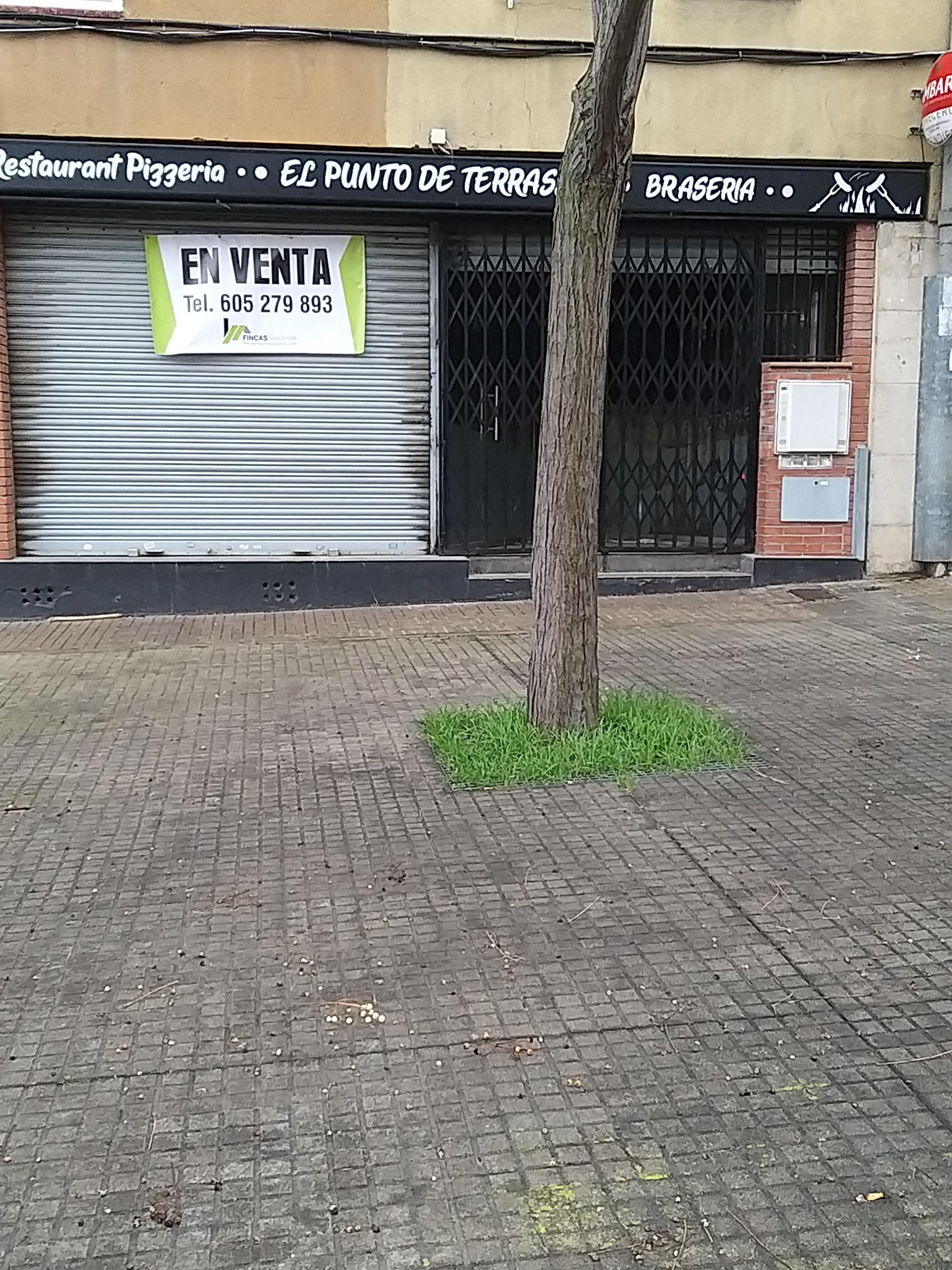 Exterior view of Premises for sale in Terrassa  with Air Conditioner