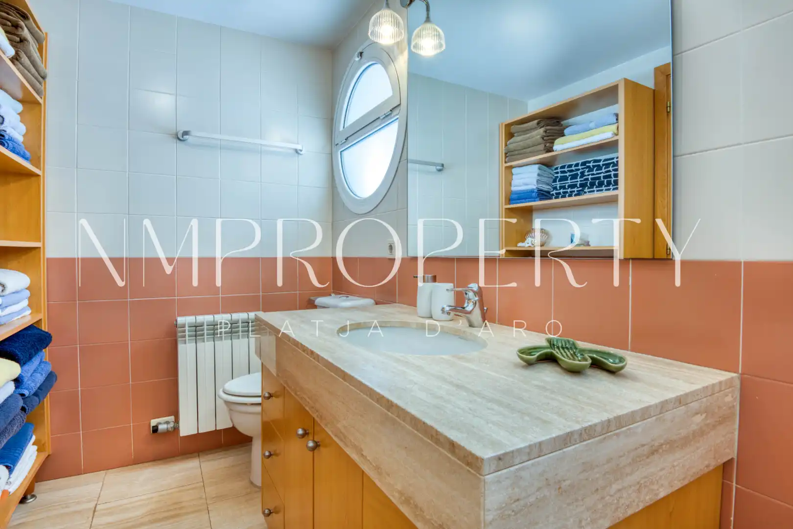 Bathroom of Flat for sale in Castell d'Aro, Platja d'Aro i s'Agaró  with Heating, Terrace and Storage room