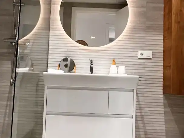 Badezimmer von Wohnung zur Miete in Dénia mit Klimaanlage und Schwimmbad
