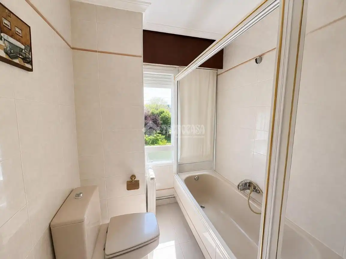 Habitación de Piso en venta en Boadilla del Monte con Amueblado