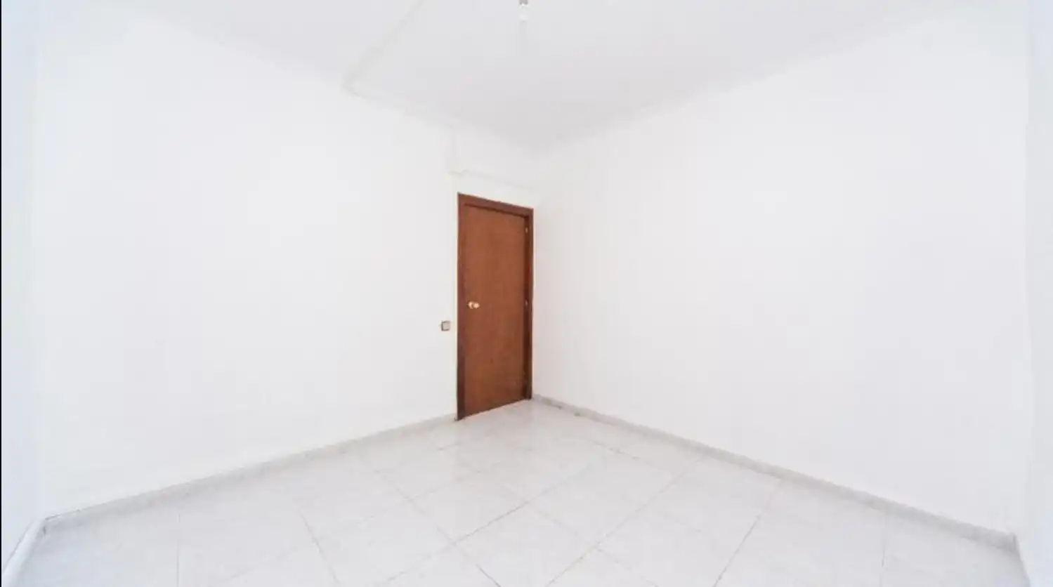 Dormitori de Apartament en venda en L'Hospitalet de Llobregat