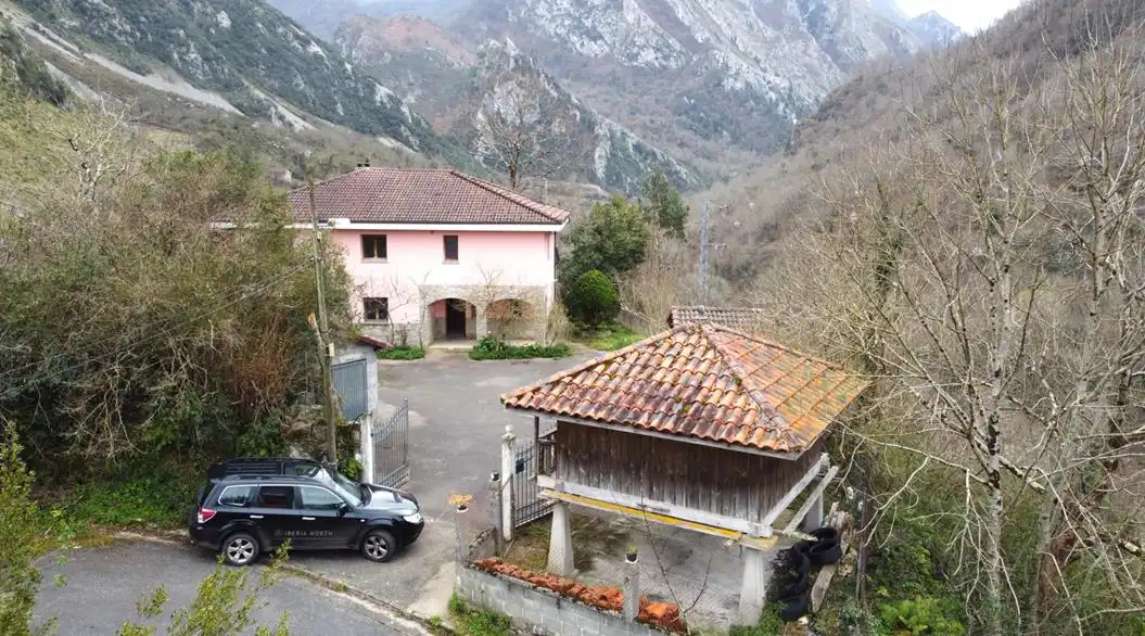 Exterior view of Houses for sale in Amieva  with Heating