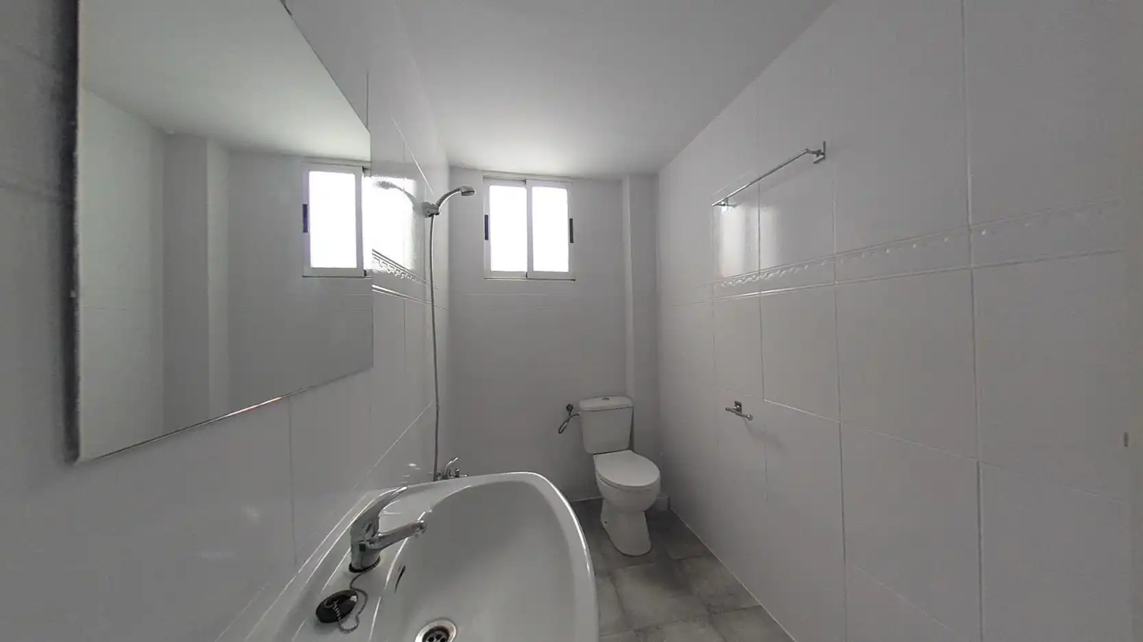 Baño de Piso en venta en Alzira