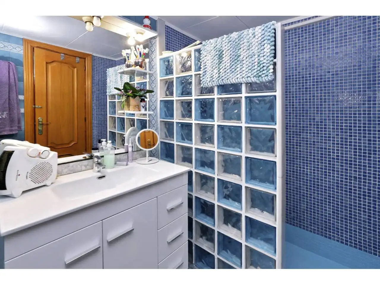 Baño de Piso en venta en Barcelona con Aire acondicionado, Calefacción y Balcón
