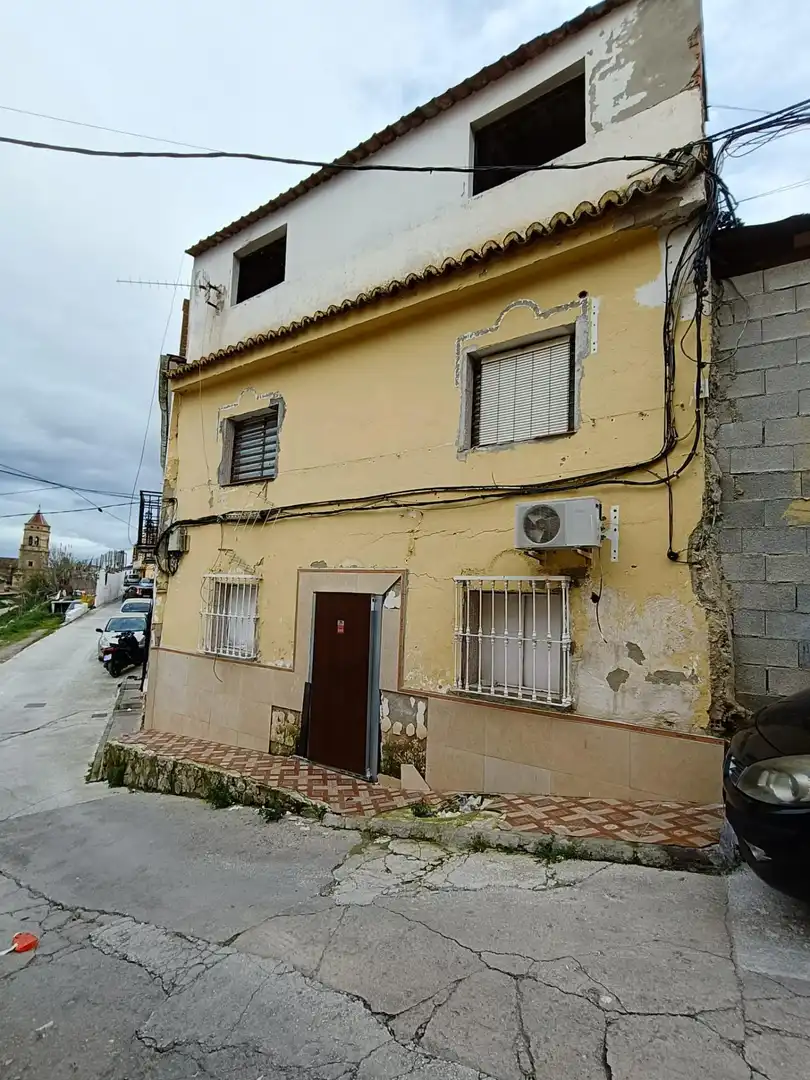 Exterior view of Detached homes for sale in Loja  with Terrace
