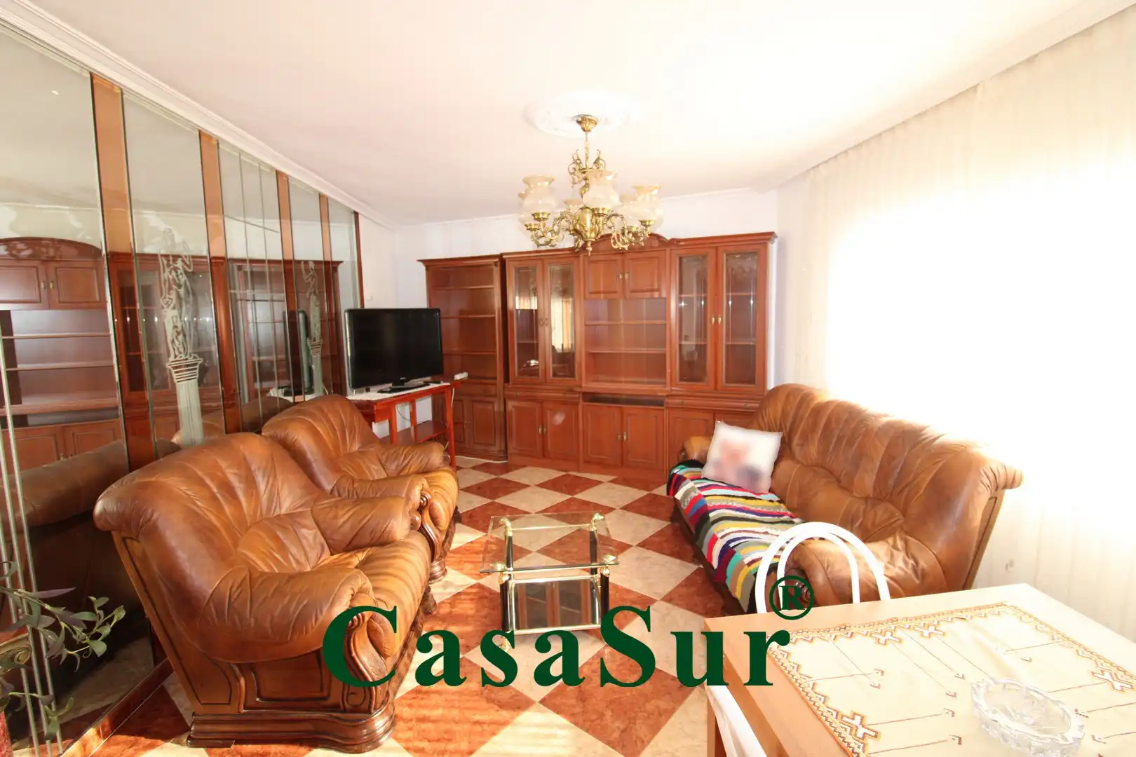 Sala d'estar de Casa o xalet en venda en Valladolid amb Calefacció i Traster