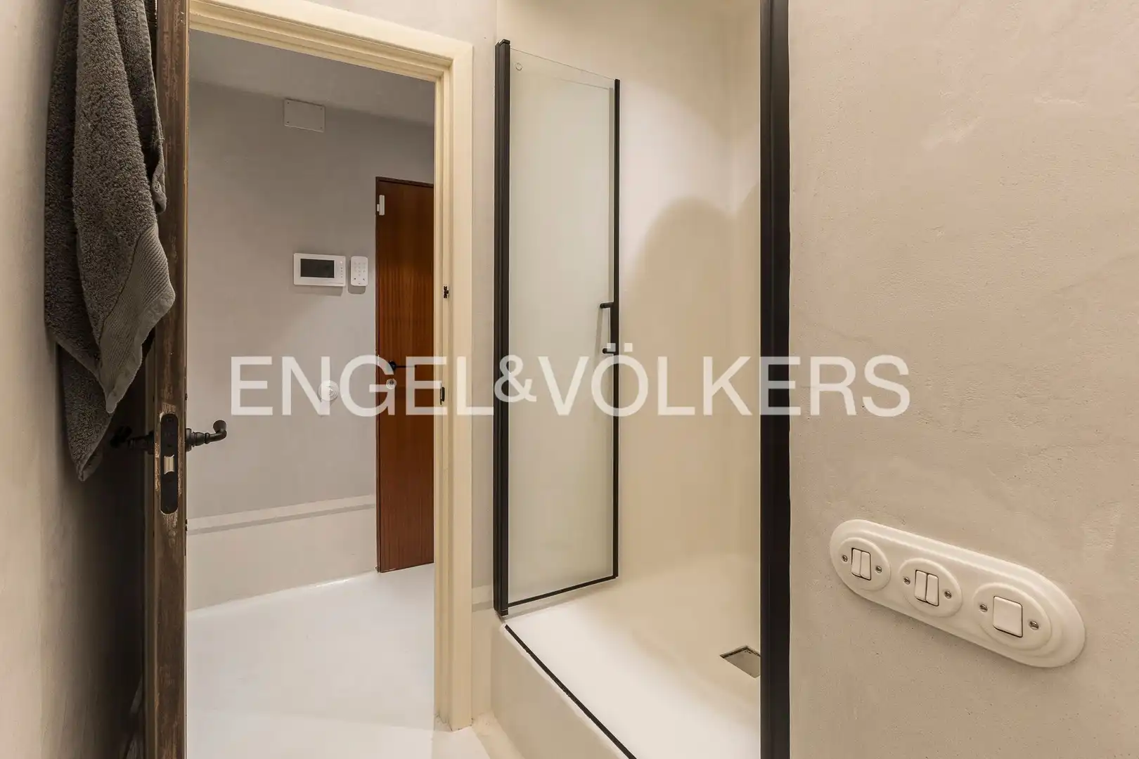 Attic for sale in Sants