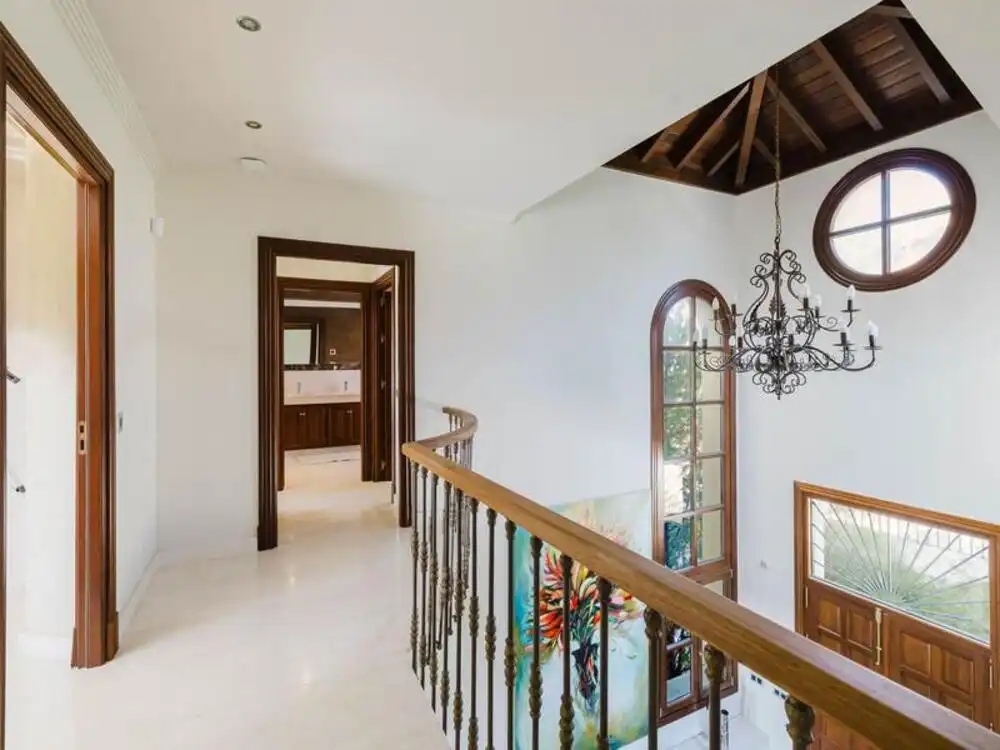 Houses for rent in Benahavís  with Air Conditioner, Private garden and Terrace