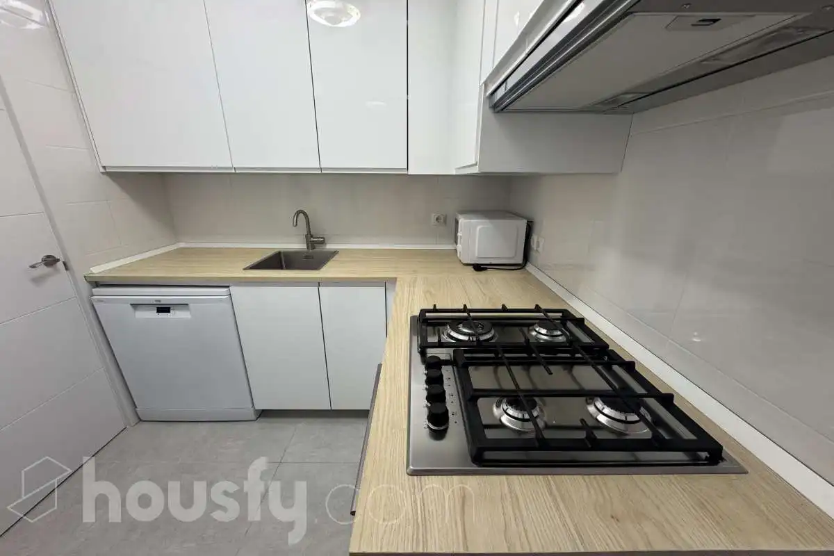 Cocina de Piso de alquiler en Móstoles con Parquet y Amueblado