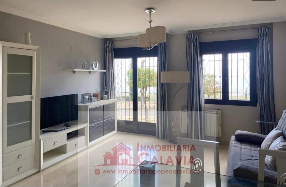 Sala de estar de Apartamento en venta en Baeza con Aire acondicionado, Calefacción y Amueblado