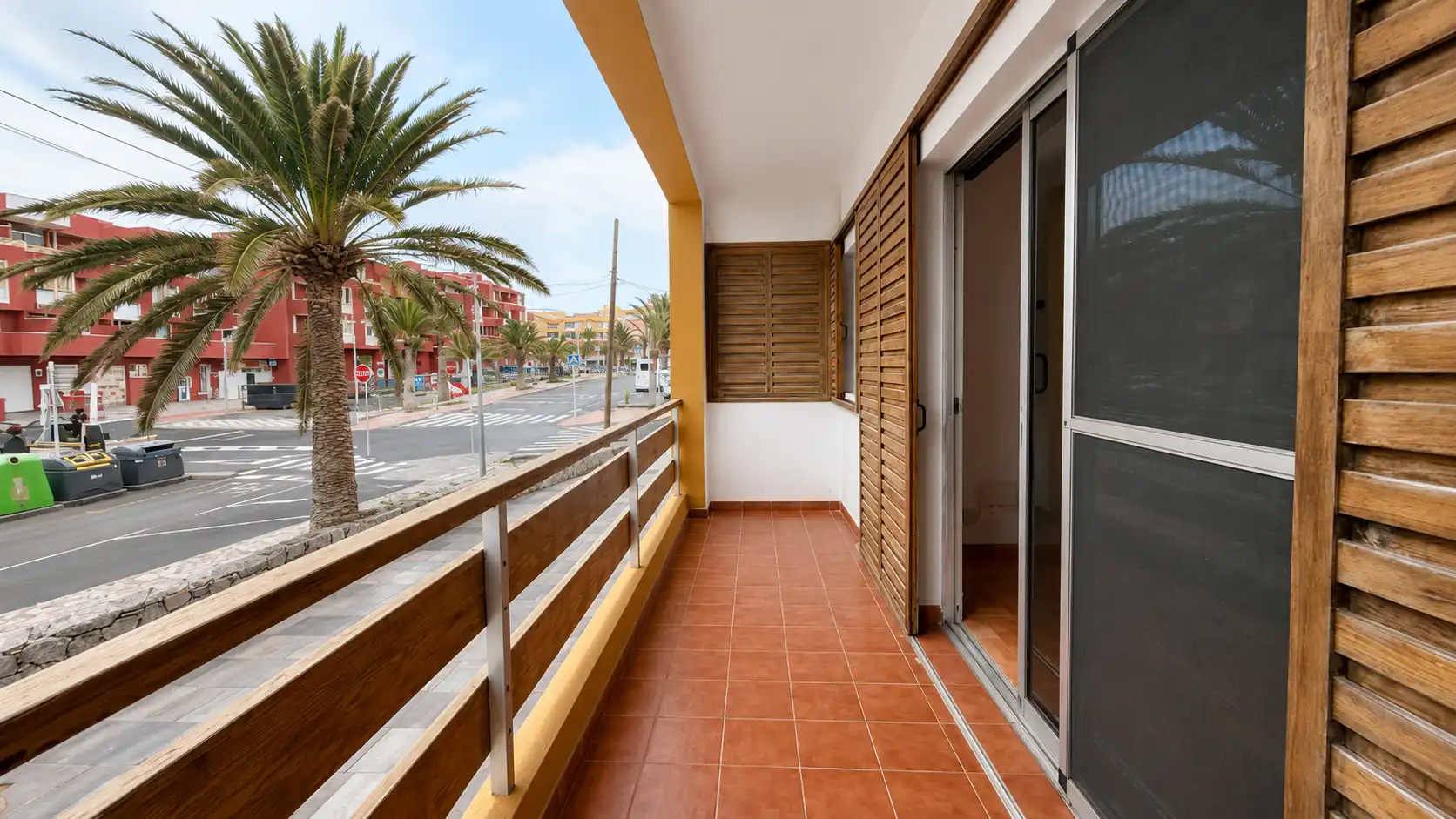Vista exterior de Piso en venta en Gáldar