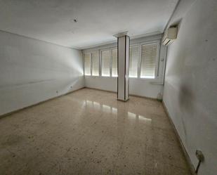 Dormitori de Pis en venda en  Jaén Capital amb Aire condicionat