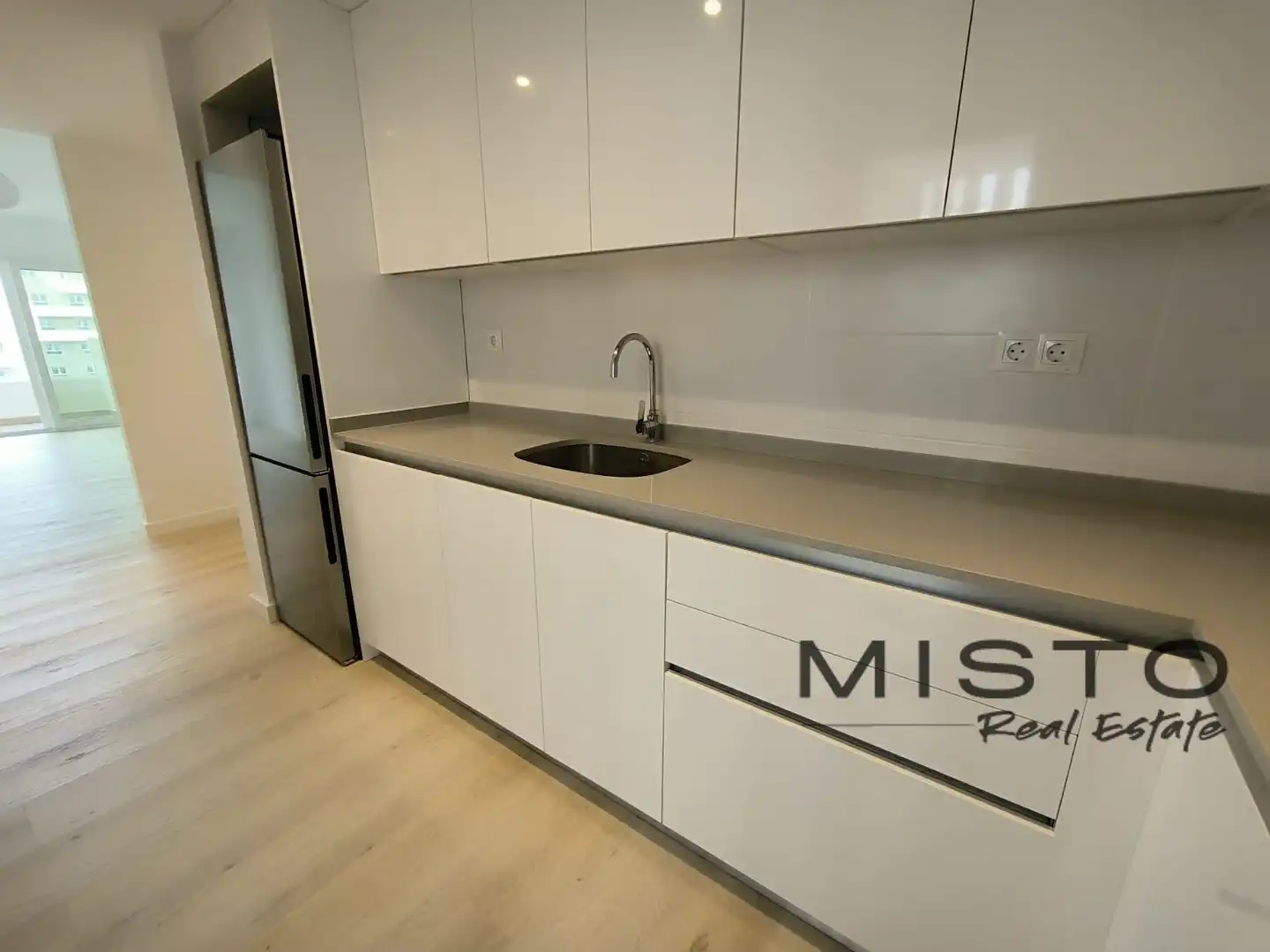 Kitchen of Flat for rent in Nueva Andalucía