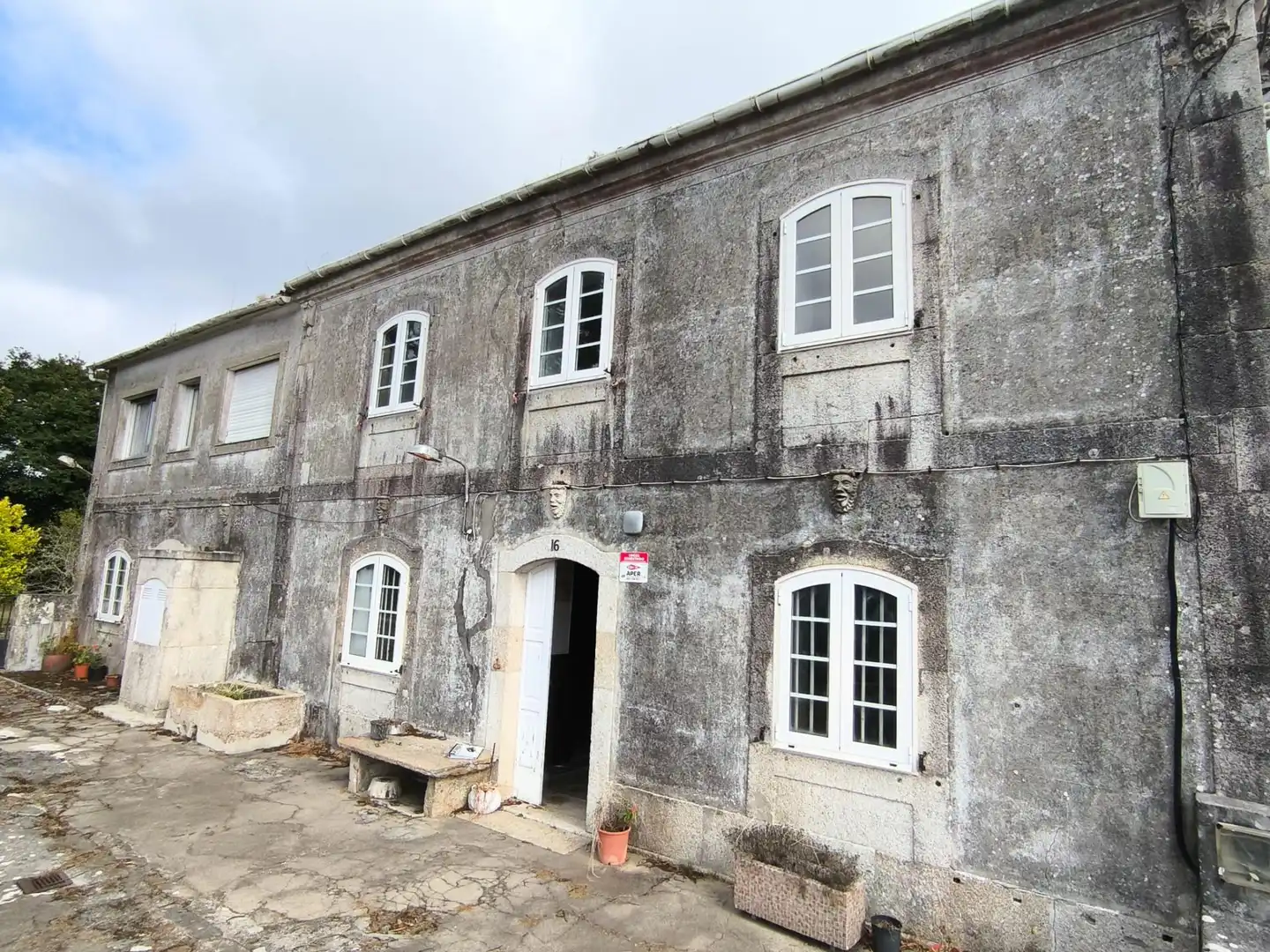 Casa amb terrassa en venda a Lugar OUTEIRO