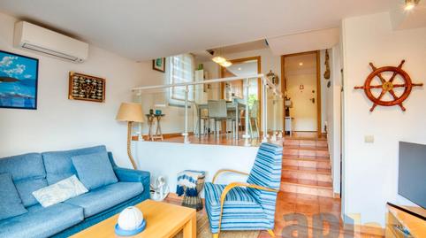 Foto 5 de Casa adosada en venda a Passeig Safir, Los Pinos - Politur, Girona