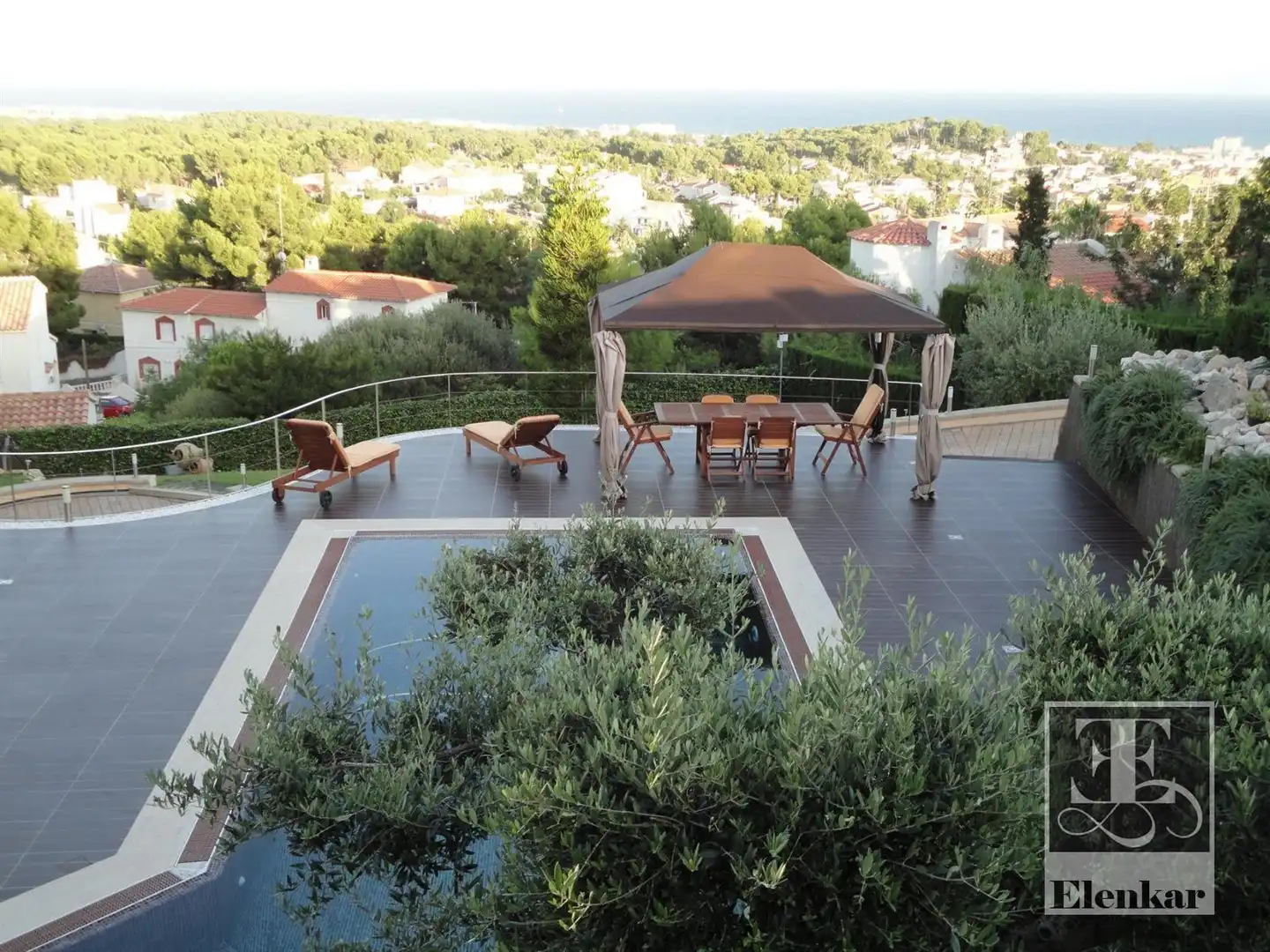 Jardín de Casa o chalet en venta en Cunit con Calefacción, Terraza y Trastero