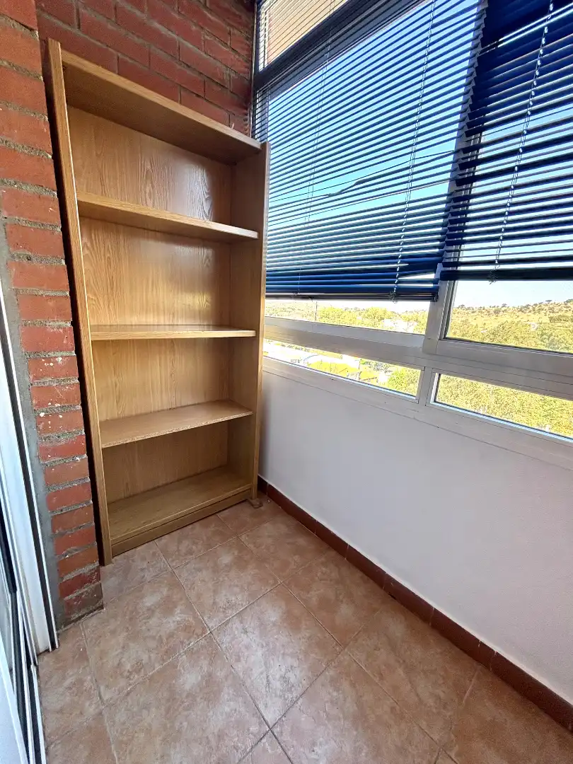 Dormitori de Pis de lloguer en Plasencia amb Aire condicionat, Calefacció i Moblat