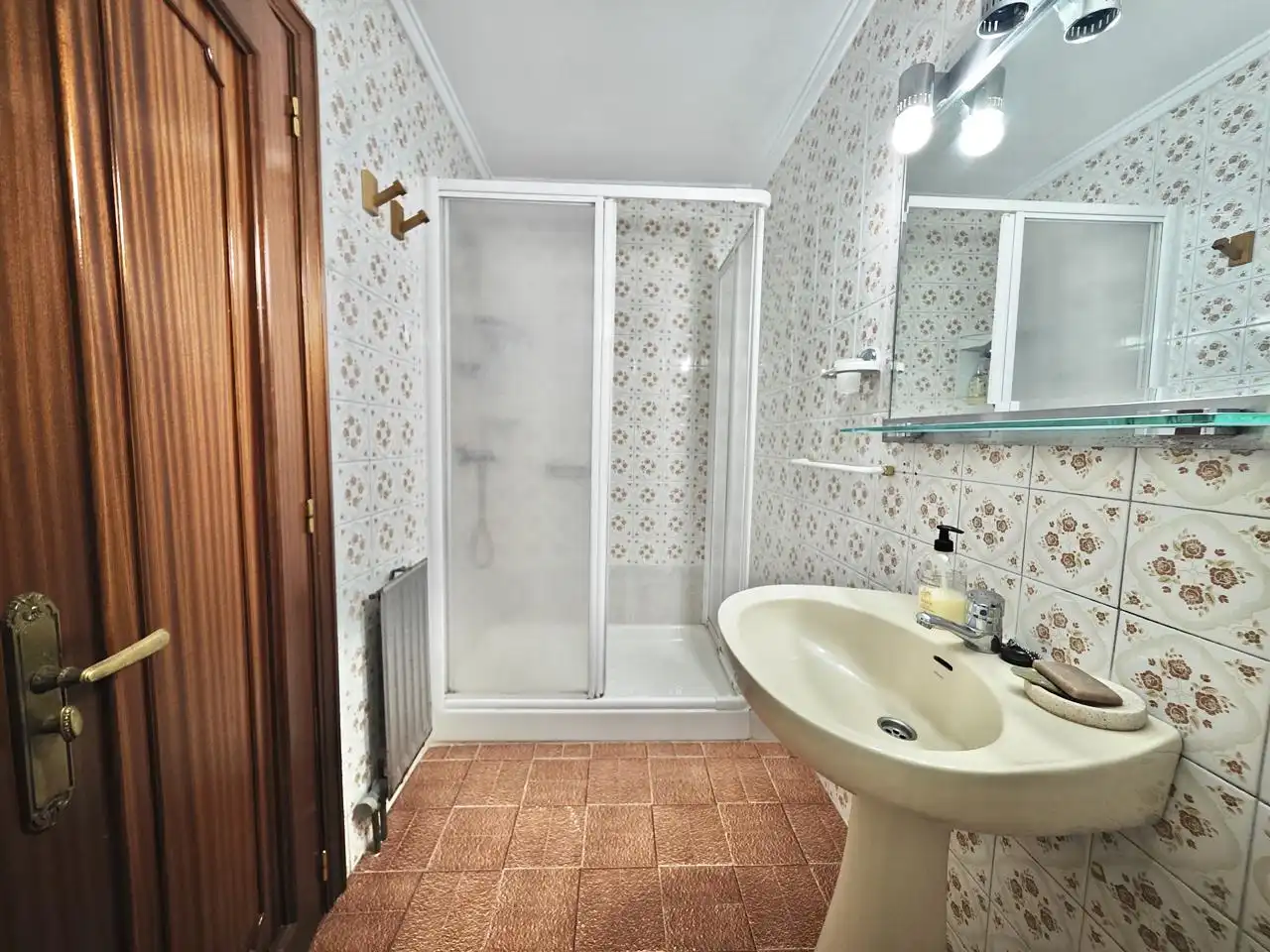 Bathroom of Flat for sale in Carreño, Asturias