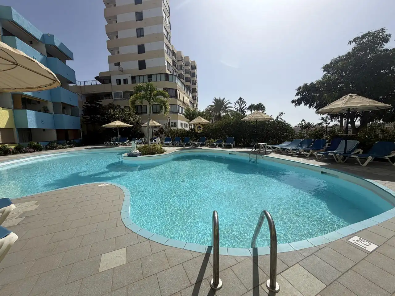 Swimming pool of Study for rent in San Bartolomé de Tirajana  with Air Conditioner, Terrace and Furnished