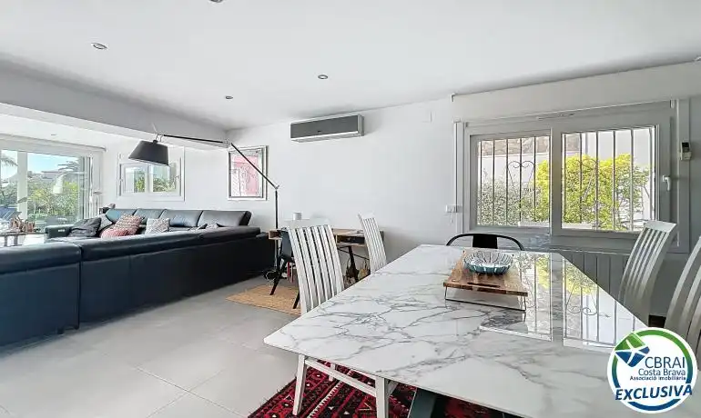 Casa con piscina en venta en Carrer Llobregat, imagen 36