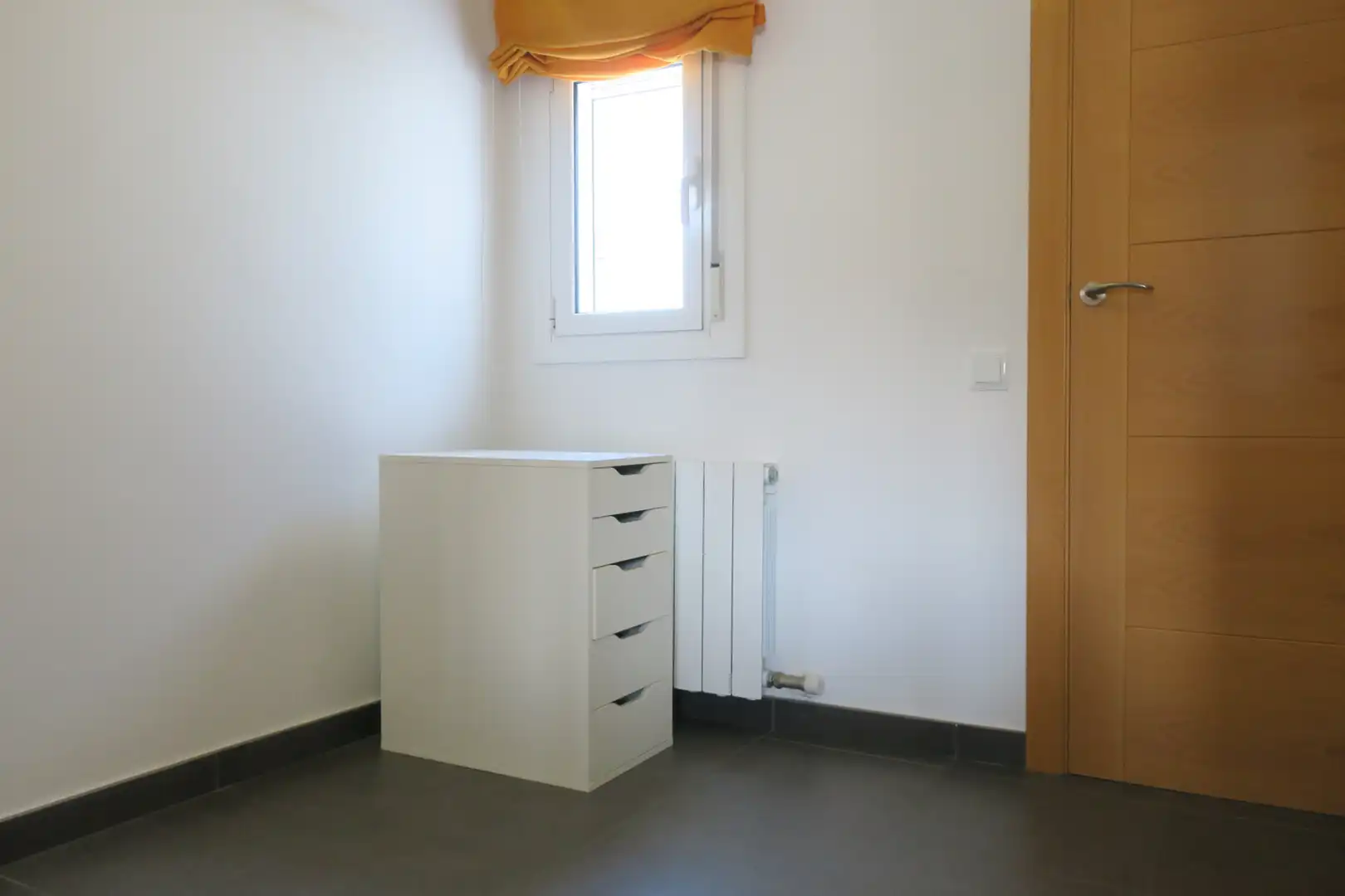 Habitación de Ático en venta en Santa Coloma de Gramenet con Aire acondicionado, Calefacción y Terraza