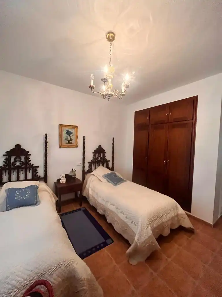 Dormitori de Casa o xalet en venda en Córdoba amb Aire condicionat, Jardí privat i Terrassa