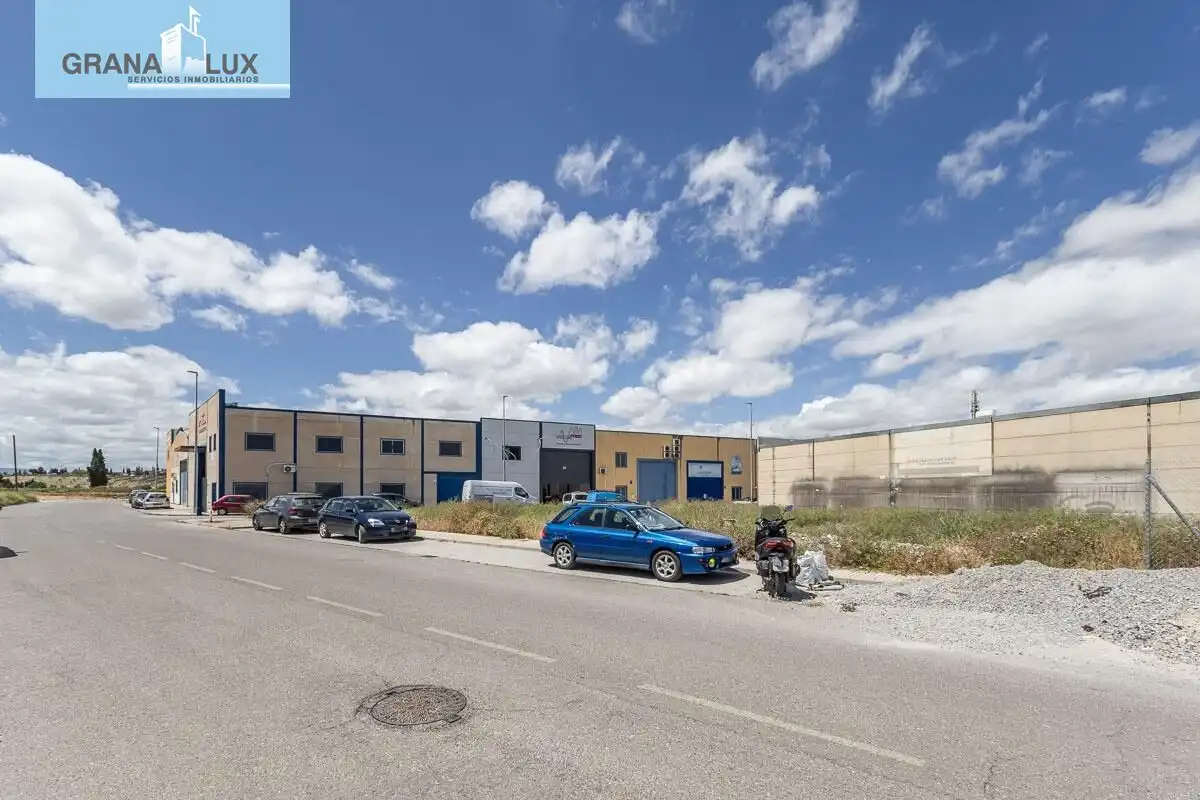 Industrial land for sale in Paseo de las Andás, imagen 3