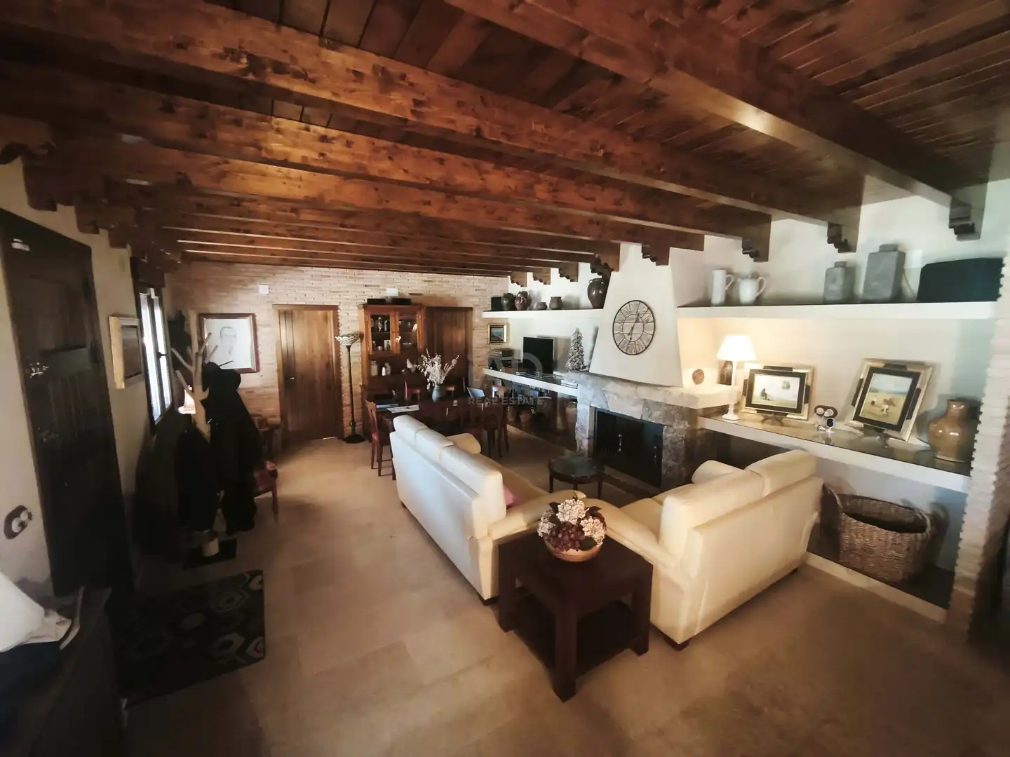 Sala de estar de Casa o chalet en venta en Vara de Rey con Calefacción, Terraza y Piscina